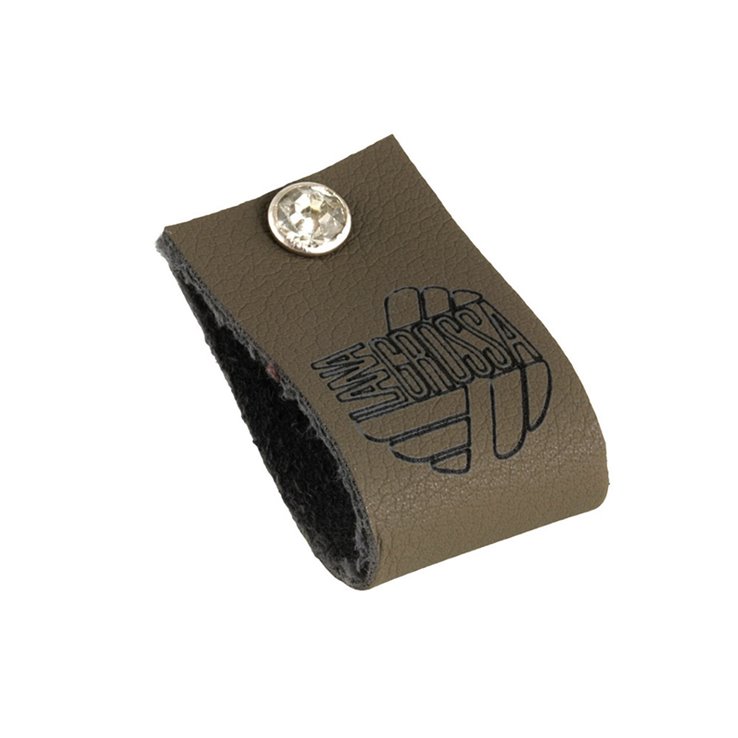 LABEL | 03-tumma oliivinvihreä