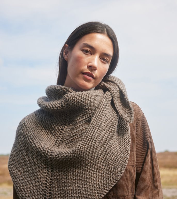 Lana Grossa DRIEHOEKIGE STOLA Alta Moda Cashmere 16